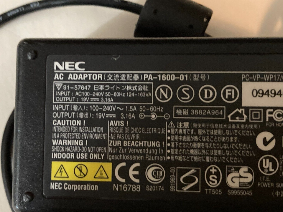 *Brand NEW* POWER Supply PA-1600-01 NEC 19V 3.16A AC Adaptor